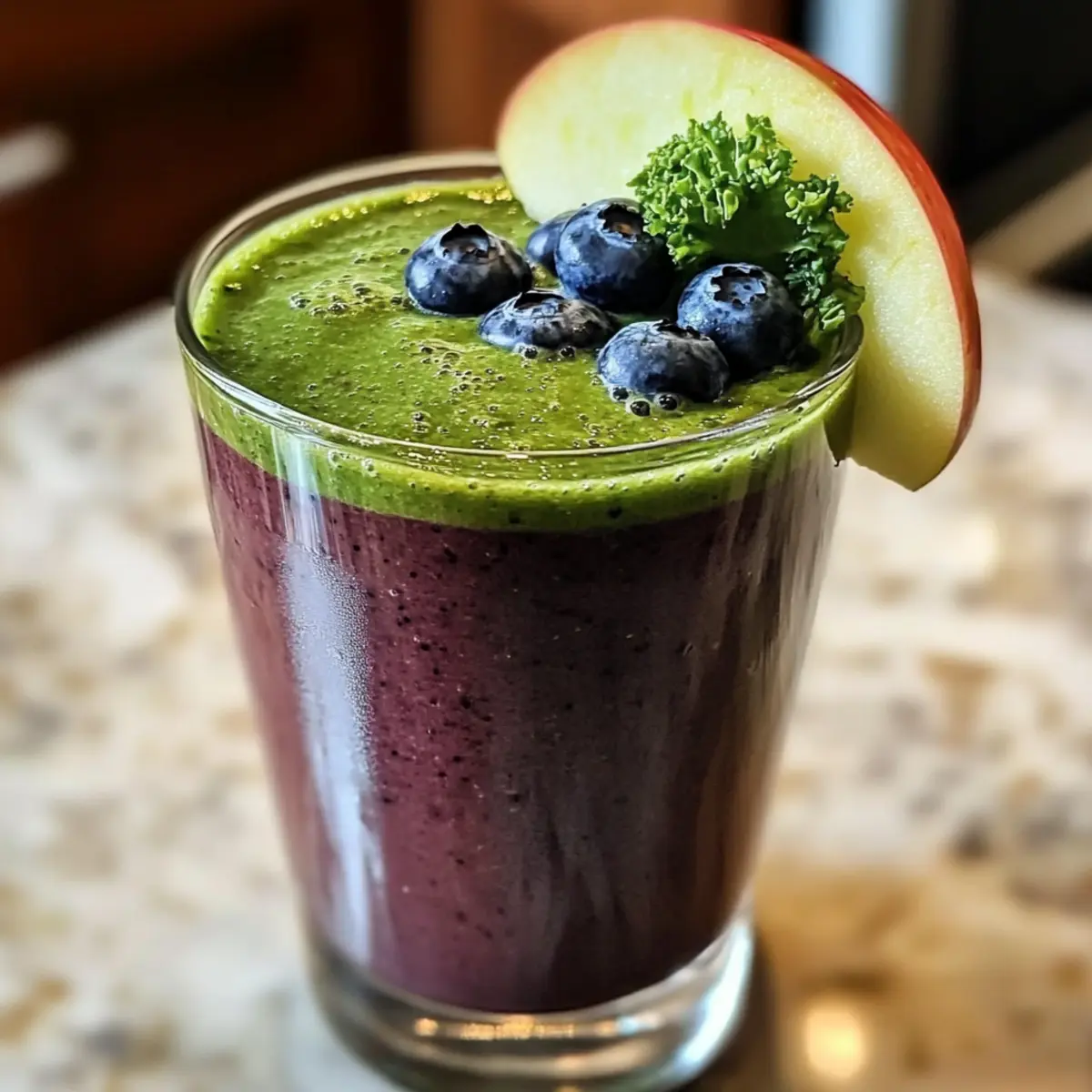Detox Grüner Apfel-Blaubeer-Spinat-Smoothie Rezept