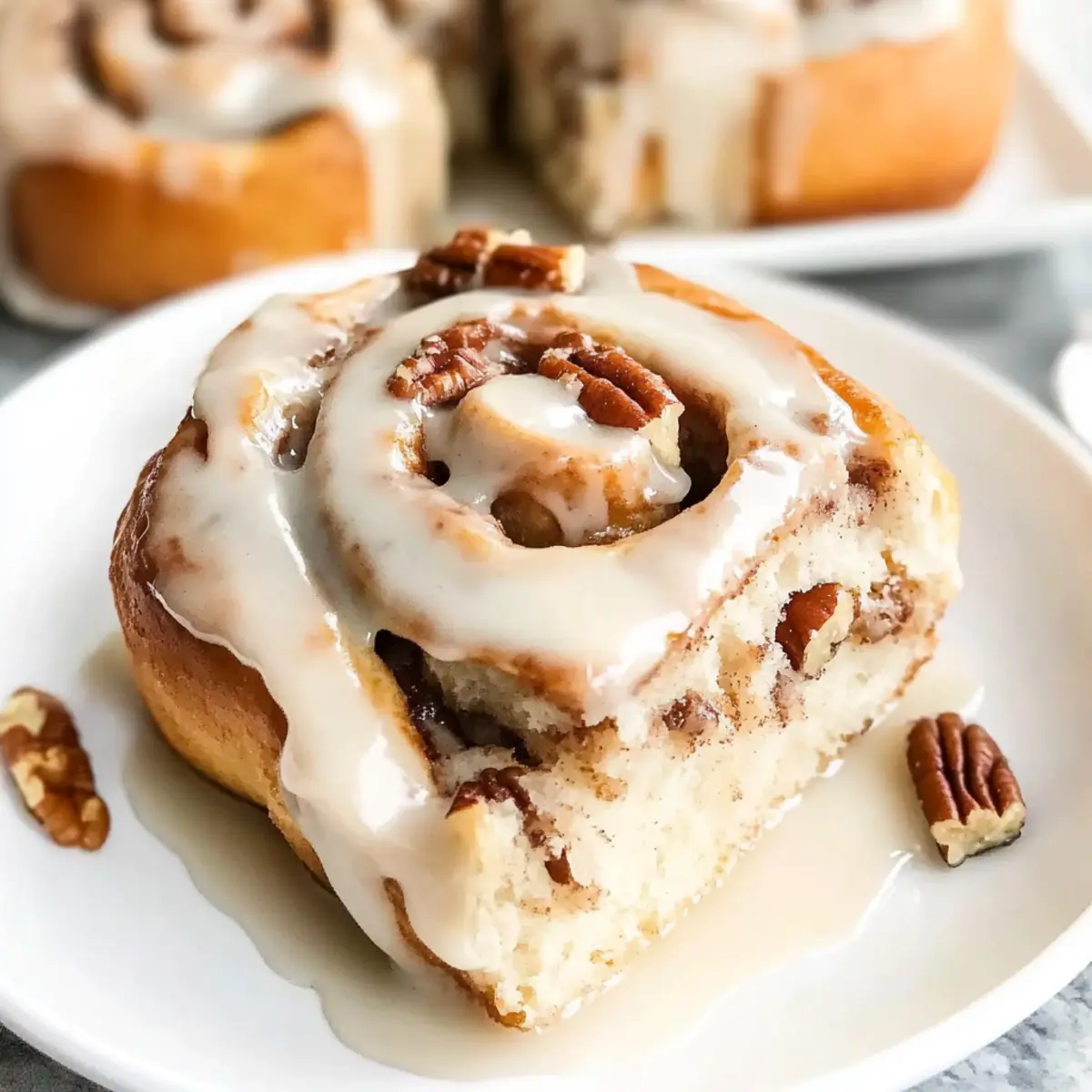 Maple Pecan Cinnamon Rolls kk4cgh